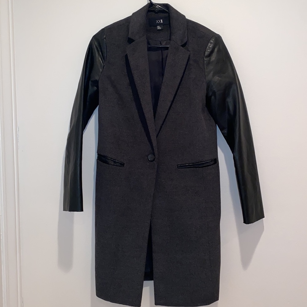 Jacket Wool with Leather Sleeves 🖤